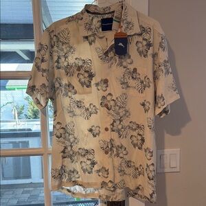 Tommy Bahama Cream Casual Button Down Shirt